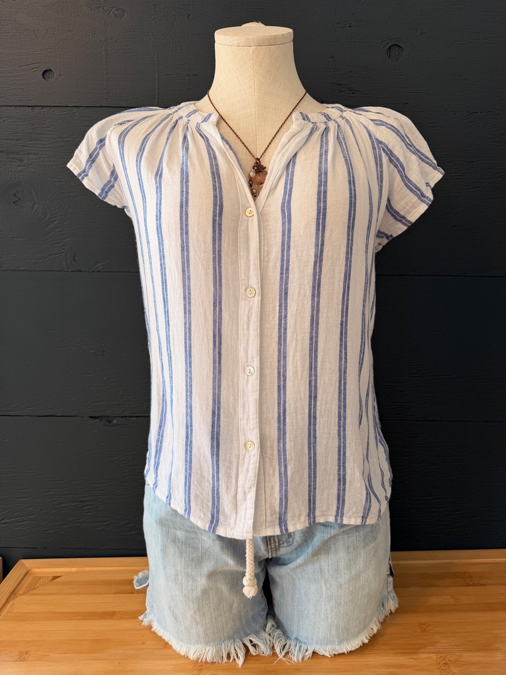 Rails Alena Villa Stripe Linen Short Sleeve Button Down Top Size XXS EUC